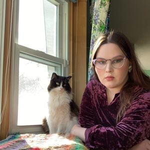 Meet your Posher, Adryann